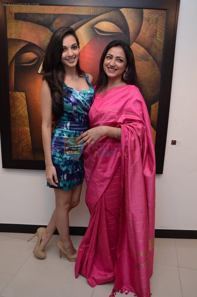 Anuradha Patel at art show by Jagannath Paul in jehangir Art Gallery on 21st feb 2013