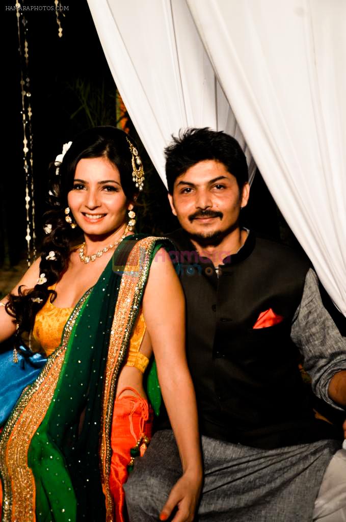 shiraz shonali at Shonali Nagrani wedding on 26th Feb 2013