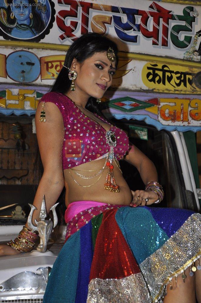 Mohini Neelakanta Shoot for item song on the sets of Ajay Yadav's Ghubaar on 1st March 2013