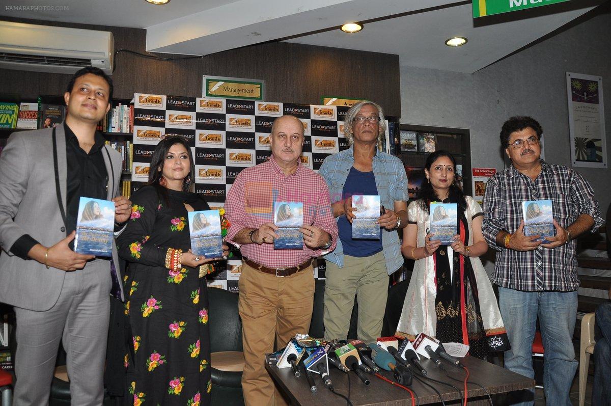Anupam Kher, Sudhir Mishra, Ashok Pandit at the launch of Meenakshi Raina's Book in Mumbai on 3rd March 2013