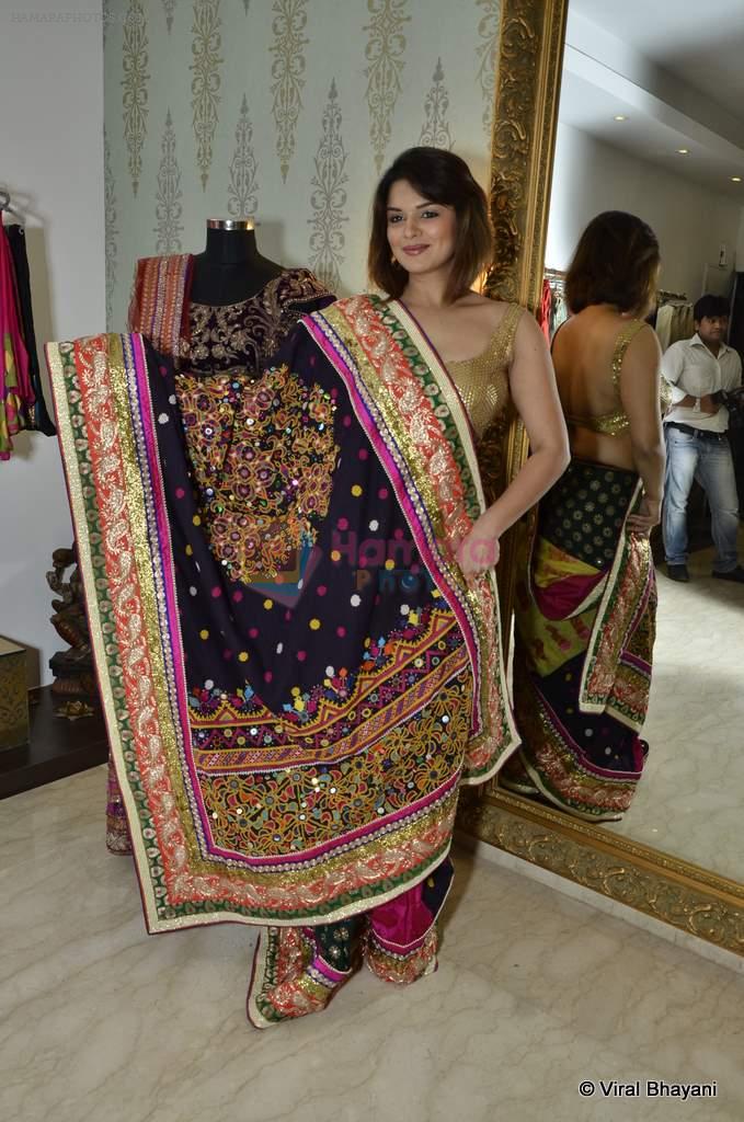 Aashka Goradia at Amy Milloria's Womens day fashion event in Mumbai on 5th March 2013
