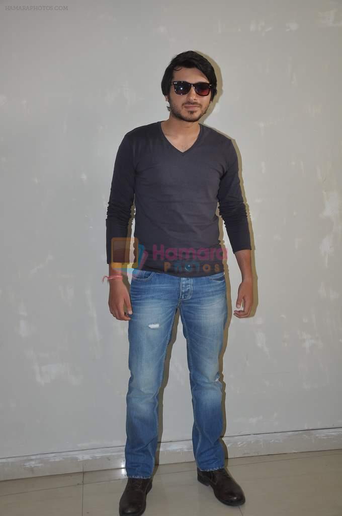 Divyendu Sharma at Chasme Badoor promotions in Mithibai College, Parel on 5th March 2013