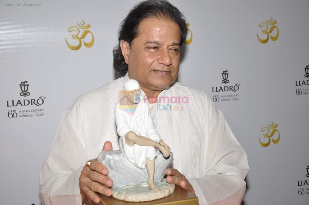 Anup Jalota launches special Sai Baba  sculpture for Lladro in Marine Drive, M umbai on 7th March 2013