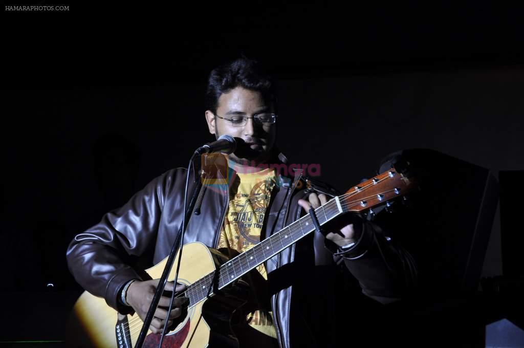 at Bobby Khanduja fashion show in F Bar, Mumbai on 12th March 2013