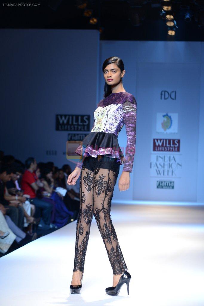Model walks the ramp for Hemant and Nandita Show at Wills Lifestyle India Fashion Week 2013 Day 2 in Mumbai on 14th March 2013