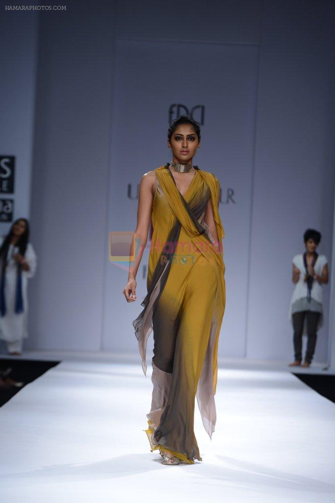 Model walks the ramp for Urvashi Kaur Show at Wills Lifestyle India Fashion Week 2013 Day 2 in Mumbai on 14th March 2013