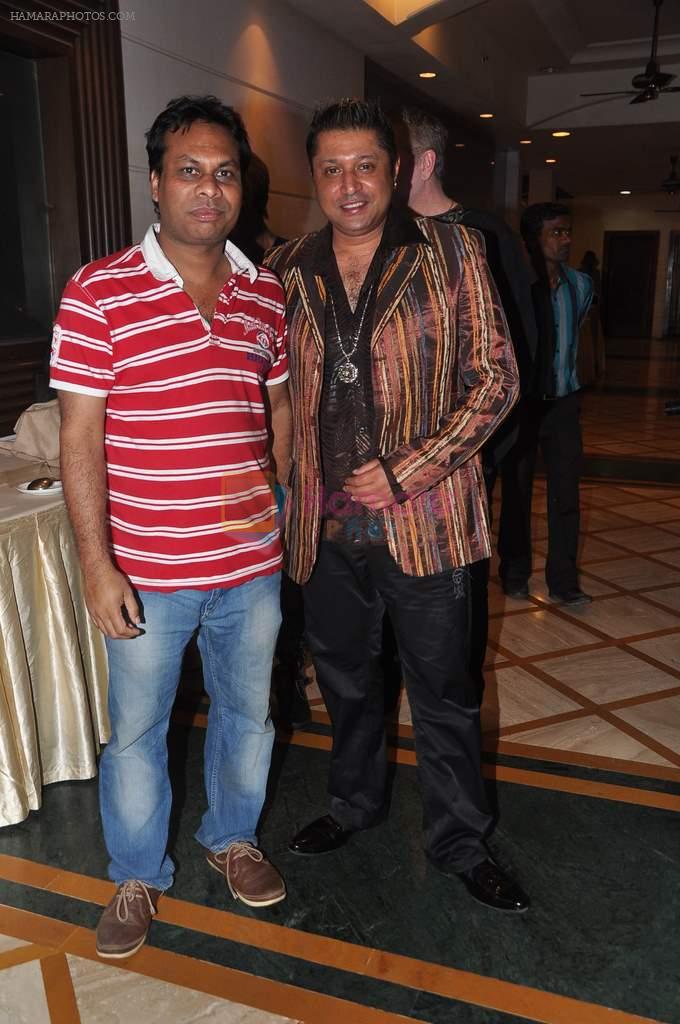 Taz at Kailash Kher honoured in Mumbai on 14th March 2013