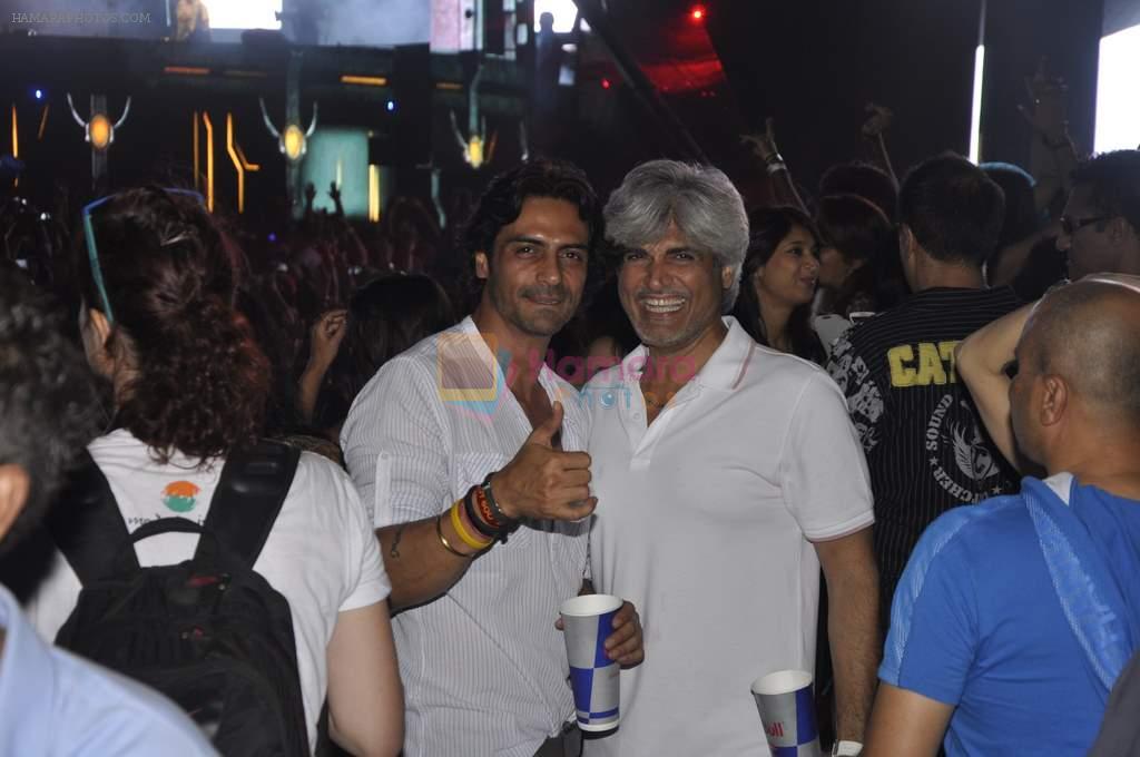 Arjun Rampal at Armin Van Burren epic radio show ASOT 600 live in Mahalaxmi Race Course, Mumbai on 16th March 2013