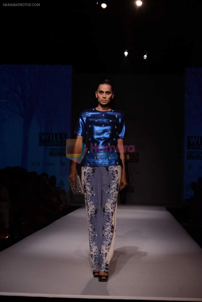 Model walks the ramp for Rana Gill Show at Wills Lifestyle India Fashion Week 2013 Day 4 in Mumbai on 16th March 2013