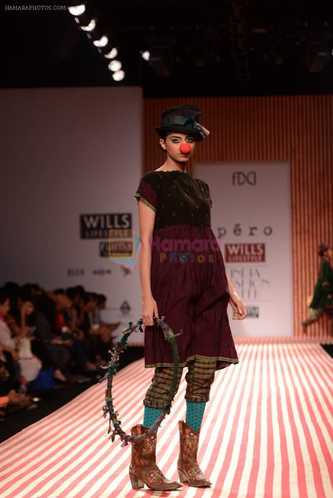 Model walks the ramp for Aneeth Arora Show at Wills Lifestyle India Fashion Week 2013 Day 4 in Mumbai on 16th March 2013