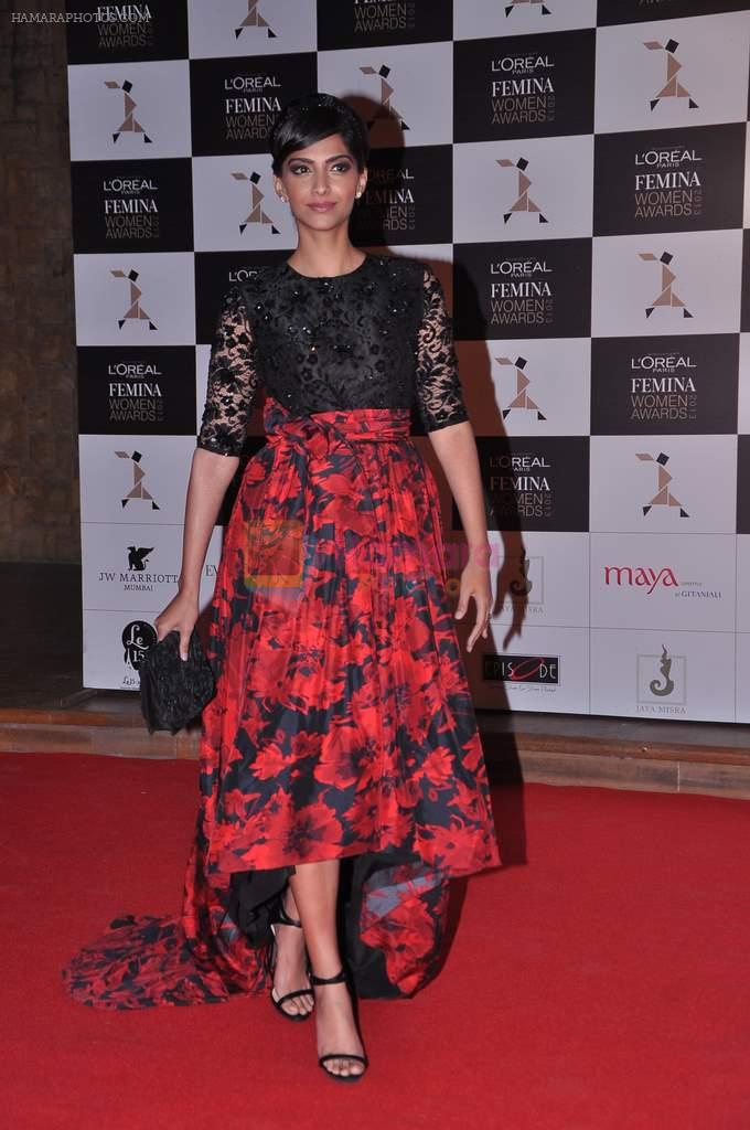 Sonam Kapoor at Loreal Femina Women Awards in J W Marriott, Mumbai on 19th March 2013