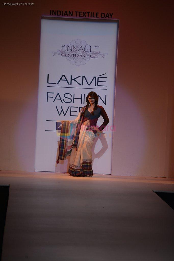 Prachi Desai walk the ramp for Shruti Sancheti Show at Lakme Fashion Week 2013 Day 4 in Grand Hyatt, Mumbai on 25th March 2013