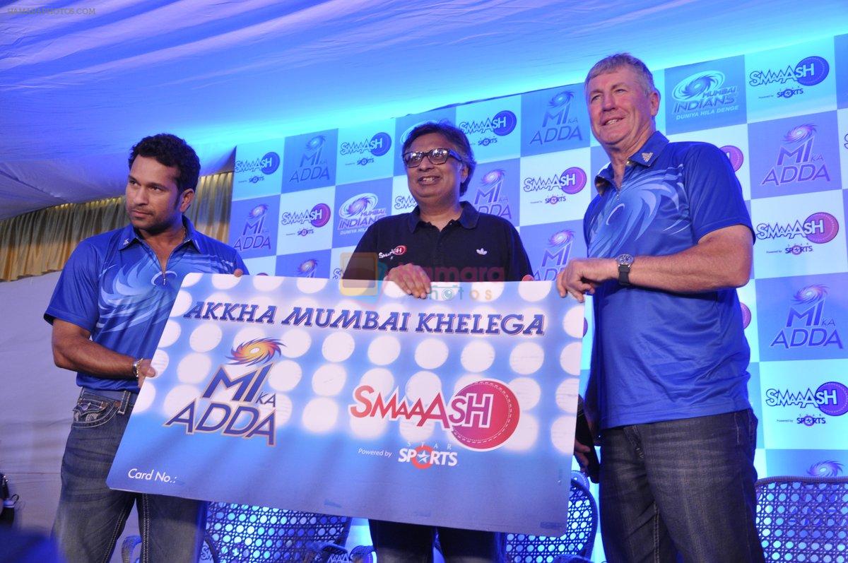 Sachin Tendulkar with Mumbai Indians at Smash event in Mumbai on 28th March 2013