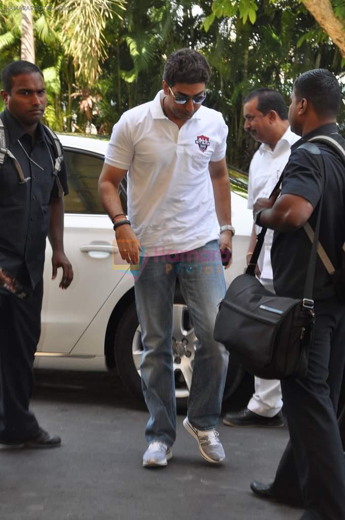 Abhishek Bachchan leave for charity match in Delhi Airport on 30th March 2013