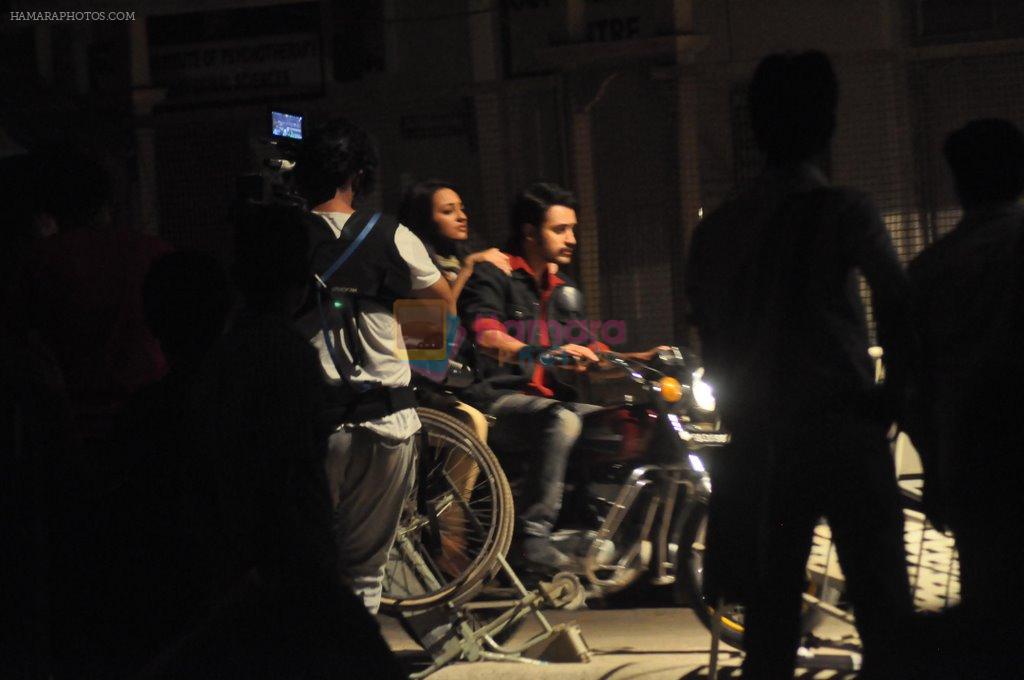 Imran Khan and Sonakshi Sinha snapped on a bike at a shoot in Byculla