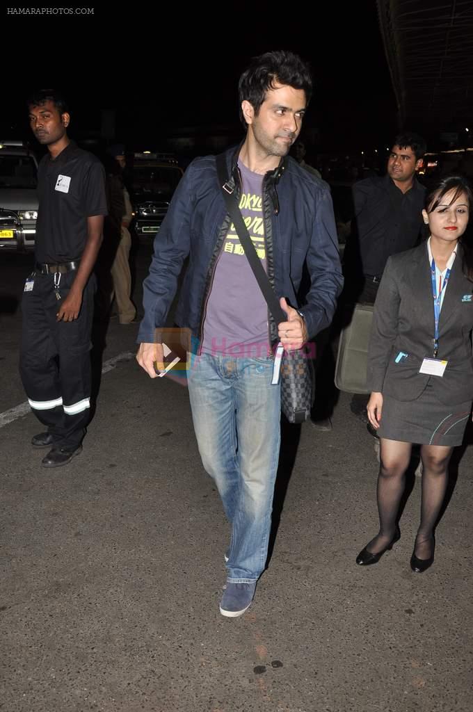 Harman Baweja leave for TOIFA DAY 2 in Mumbai on 2nd April 2013