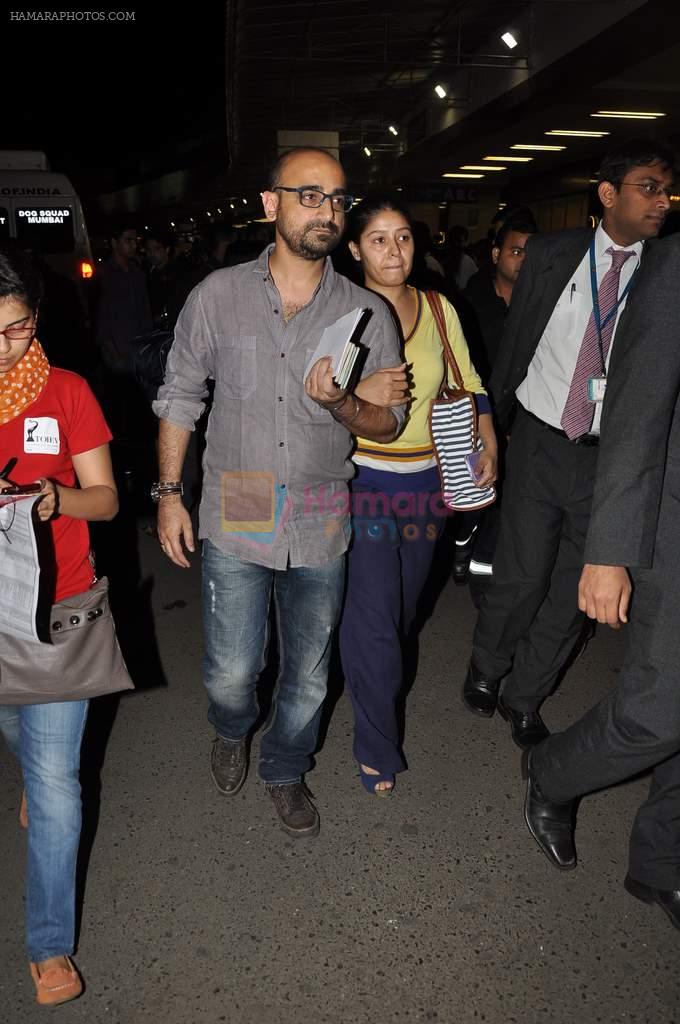 Sunidhi Chauhan leave for TOIFA DAY 2 in Mumbai on 2nd April 2013