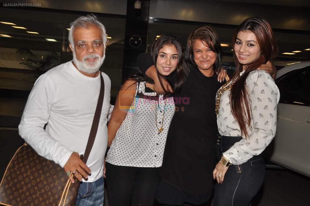 Ayesha Takia unites with her parents in Airport, Mumbai on 3rd April 2013