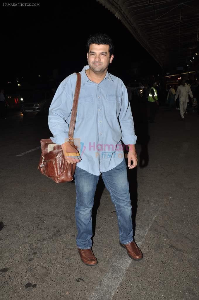 Siddharth Roy Kapur on day 4 of TOIFA 2013 on 4th April 2013