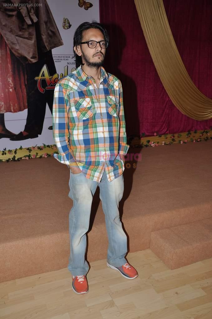 Vishesh Bhatt at the Audio release of Aashiqui 2 at Sudeep Studios in Khar, Mumbai on 8th April 2013