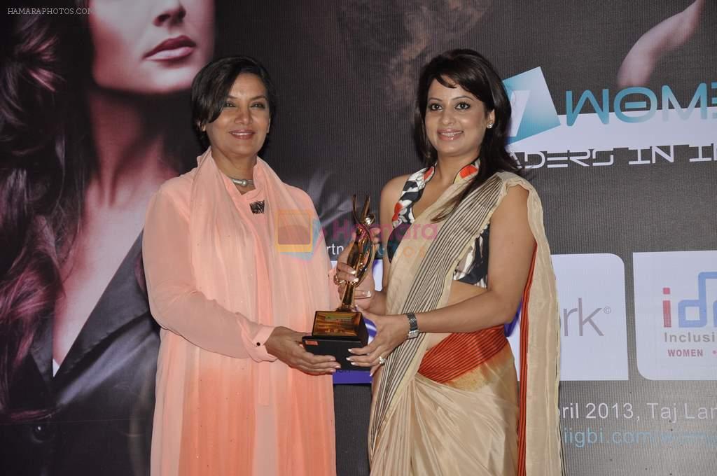 Shabana Azmi at Women Leader's Awards in Taj Land's End, Mumbai on 17th April 2013