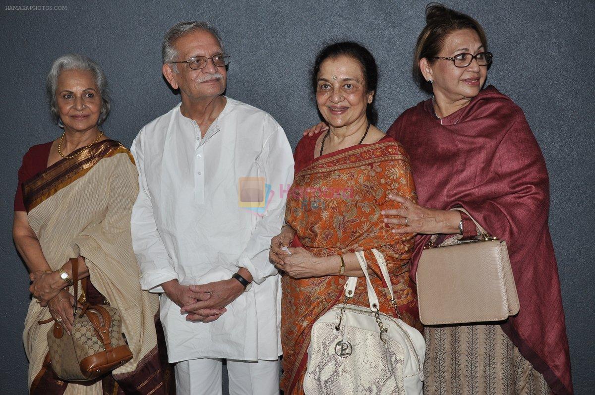 Asha Parekh, Waheeda Rehman, Gulzar, helen at Paansa play in Prithvi, Juhu, Mumbai on 18th April 2013