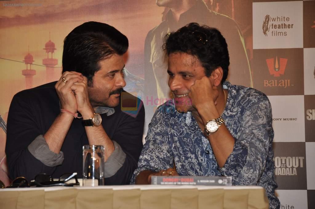 Anil Kapoor, Manoj Bajpai at Shootout At Wadala promotions in Sun N Sand, Mumbai on 20th April 2013