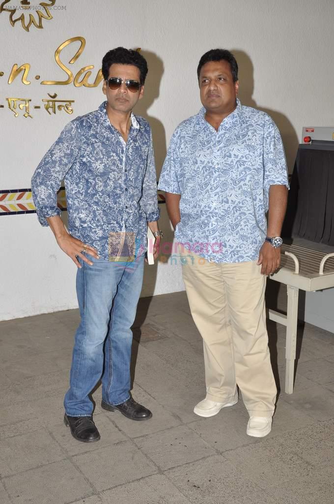 Sanjay Gupta, Manoj Bajpai at Shootout At Wadala promotions in Sun N Sand, Mumbai on 20th April 2013