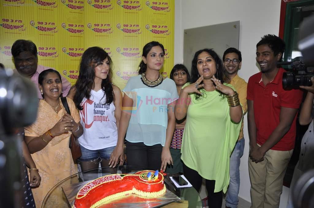 Hard Kaur, Richa Chadda at Radiomirchi anniversary in Lower Parel, Mumbai on 23rd April 2013