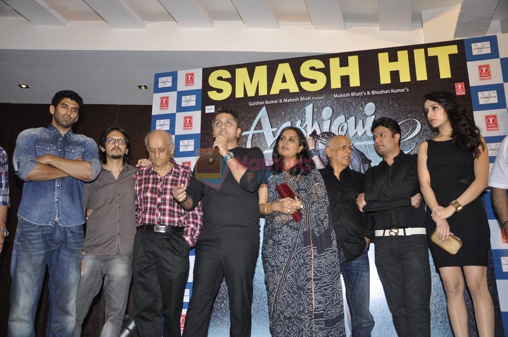 Aditya Roy Kapur, Shraddha Kapoor, Mahesh Bhatt, Mohit Suri, Bhushan Kumar, Mukesh Bhatt at Aashiqui 2 success bash in Escobar, Mumbai on 30th April 2013