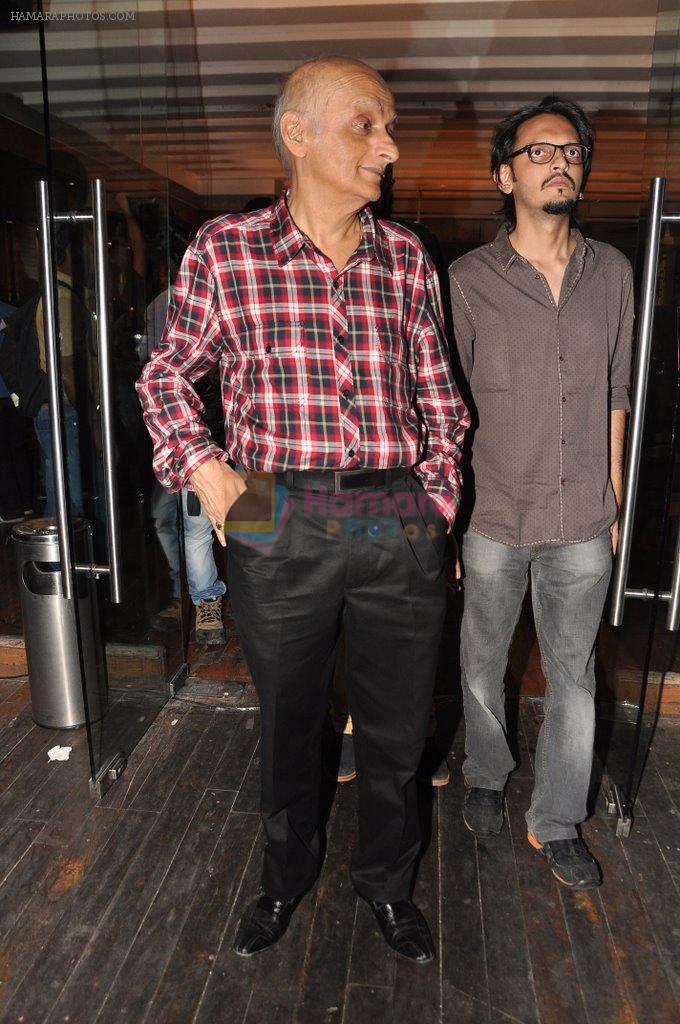 Mukesh Bhatt at Aashiqui 2 success bash in Escobar, Mumbai on 30th April 2013