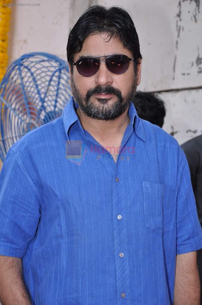 Yashpal Sharma at Satish Kaushik's Gangs of Ghost film mahurat in Filmistan, Mumbai on 2nd May 2013