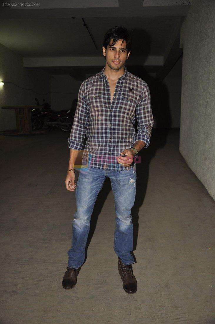 Siddharth Malhotra at the special screening of gippy in Lightbox, Mumbai on 7th May 2013