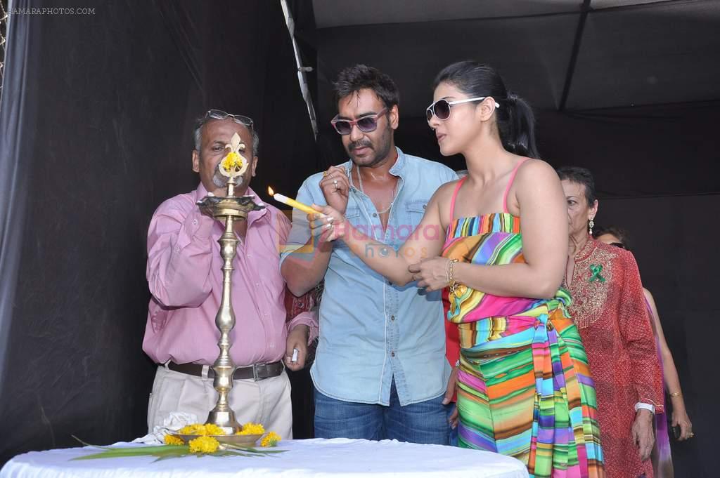 Ajay Devgan, Kajol at Clean Lonavala program in Mumbai on 11th May 2013