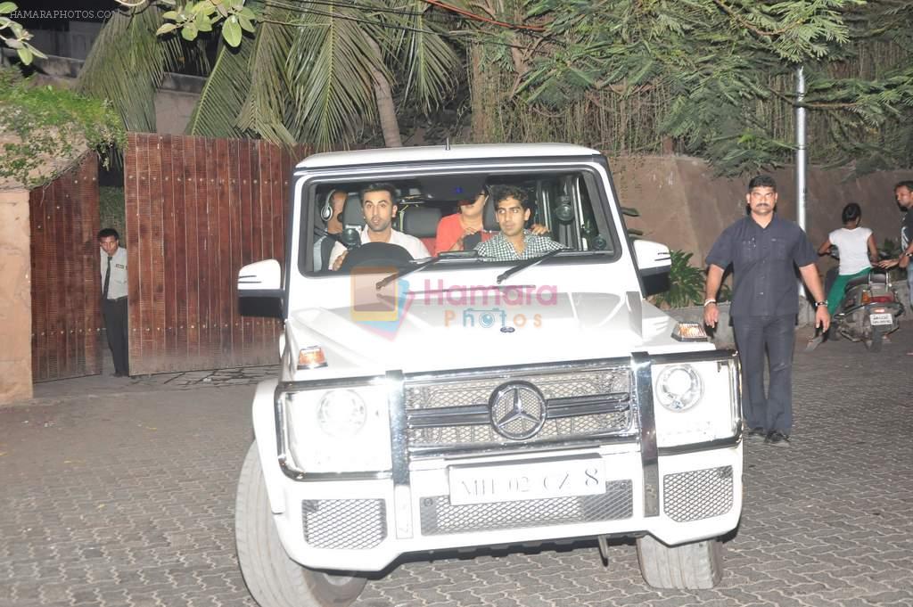 Ranbir Kapoor at Sanjay Dutt's home in Mumbai on 15th May 2013