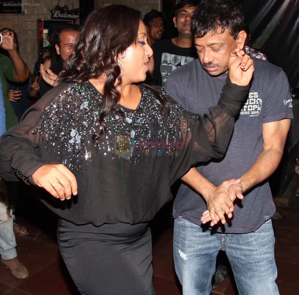 shabina khan and ramgopal varma at Shabina Khan bday bash in Kino, Andheri, Mumbai on 16th May 2013