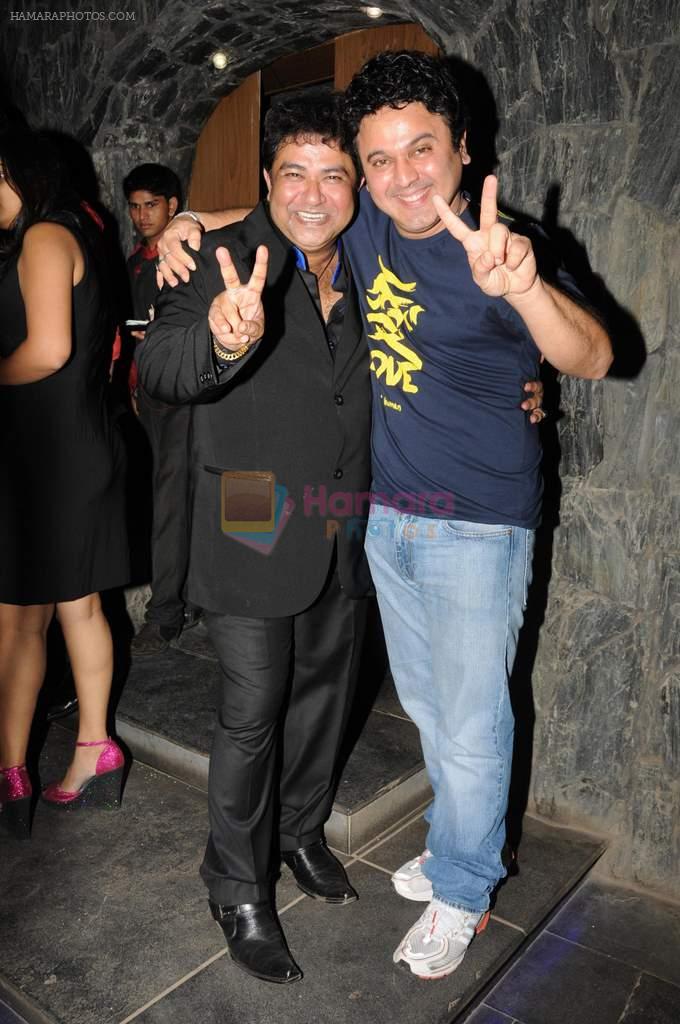 Ashiesh Roy  with Ali Asgar at Ashiesh Roy's Birthday Party in Mumbai on 18th May 2013