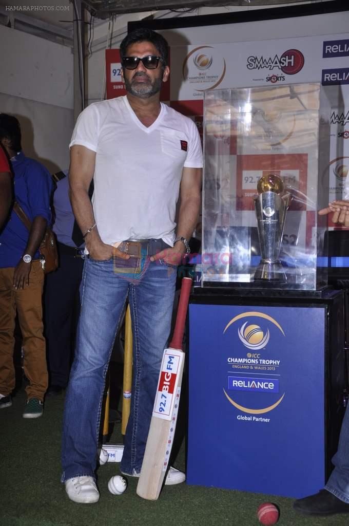 Sunil Shetty unveils ICC Champions trophy in Smash, Mumbai on 31st May 2013