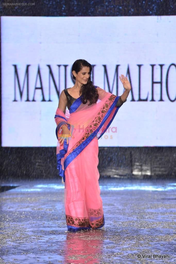 Ameesha Patel at Manish Malhotra's show for CPAA in Mumbai on 2nd June 2013
