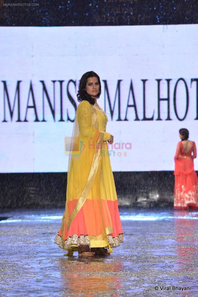 Sona Mohapatra at Manish Malhotra's show for CPAA in Mumbai on 2nd June 2013