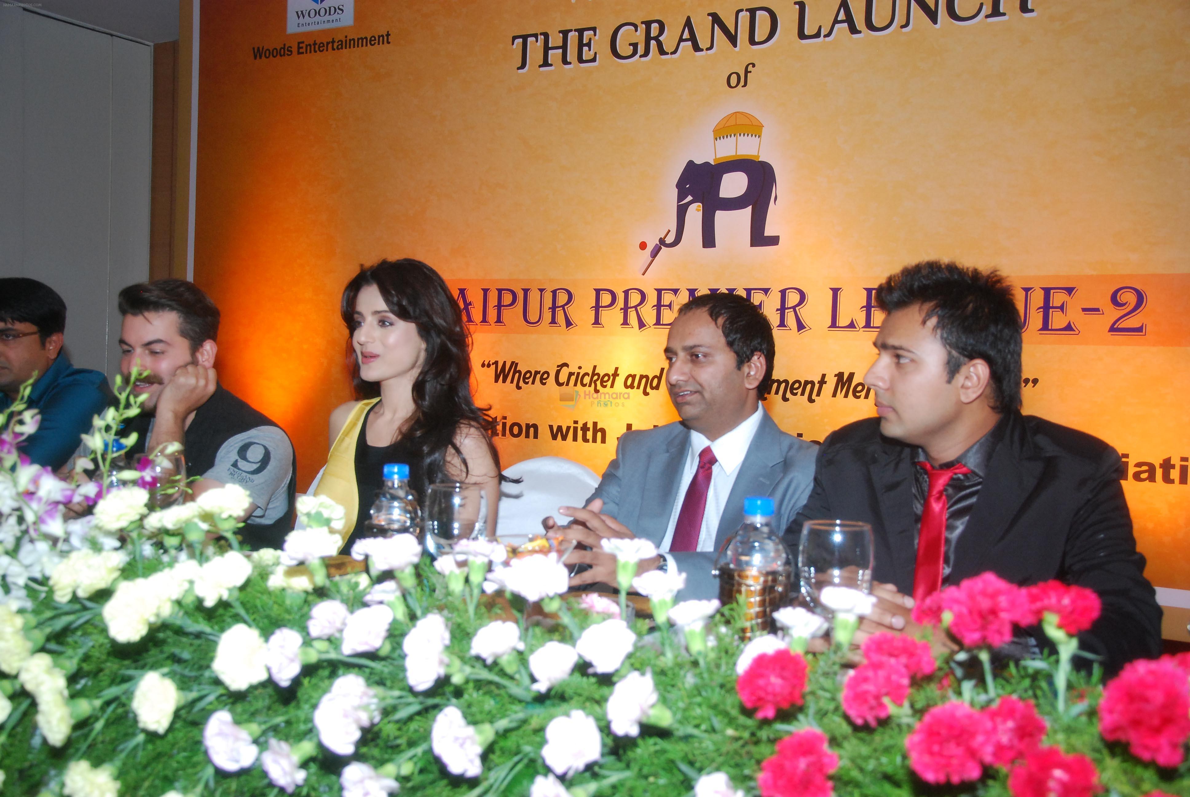 Neil Nitin Mukesh,  Ameesha Patel,  Mr. Mahesh Chakankar & Prashant Mishra Ameesha Patel, Neil Nitin Mukesh at the launch of Jaipur Premier League Season 2 in Mumbai on 6th June 2013