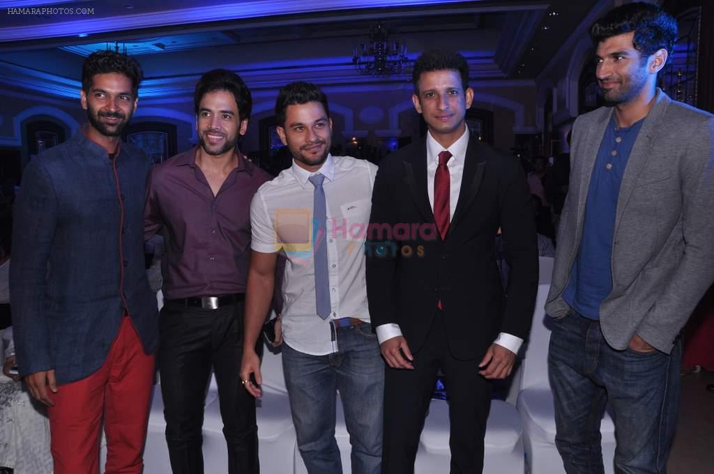 Purab Kohli, Tusshar Kapoor, Kunal Khemu, Sharman Joshi, Aditya Roy Kapur at Lonely Planet Awards in Mumbai on 7th June 2013