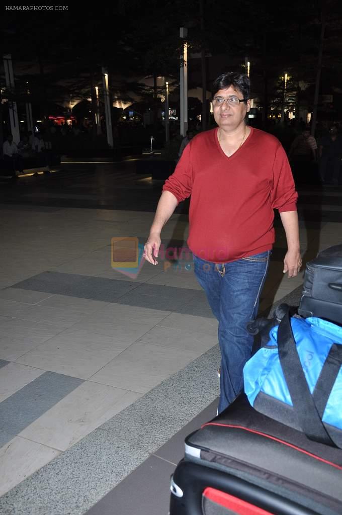 Vashu Bhagnani returns from Paris in Mumbai Airport on 11th June 2013