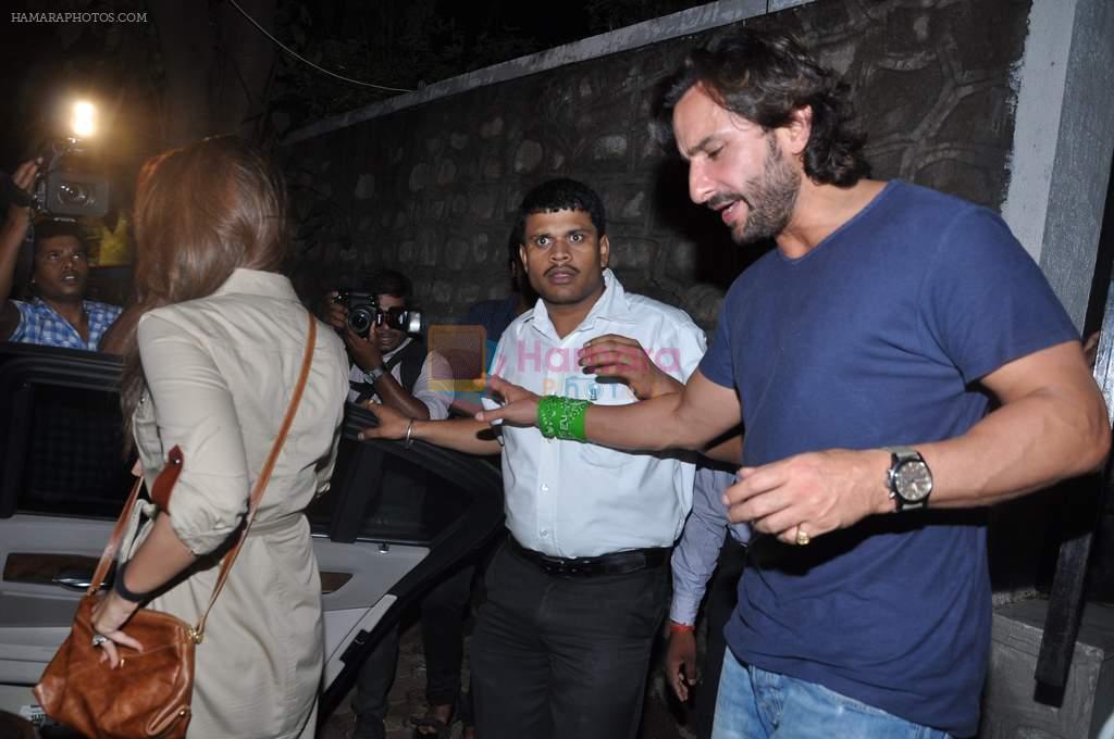 Saif Ali Khan, Kareena Kapoor at a private dinner at Dewan's new restaurant in Mumbai on 12th June 2013