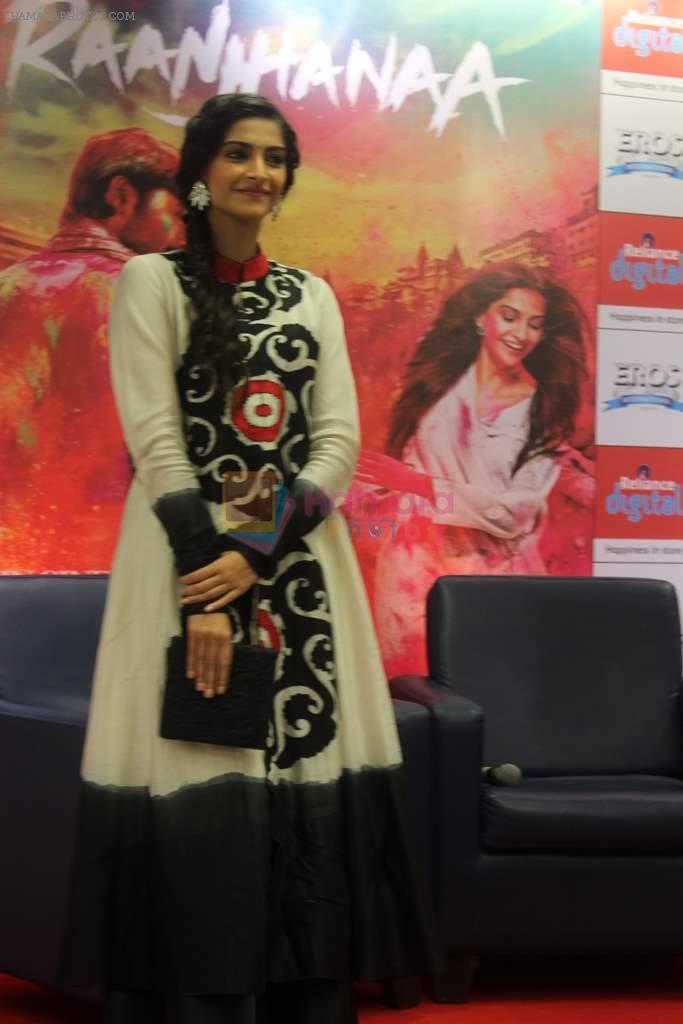 Sonam Kapoor at Reliance Digital in Malad, Mumbai on 21st June 2012