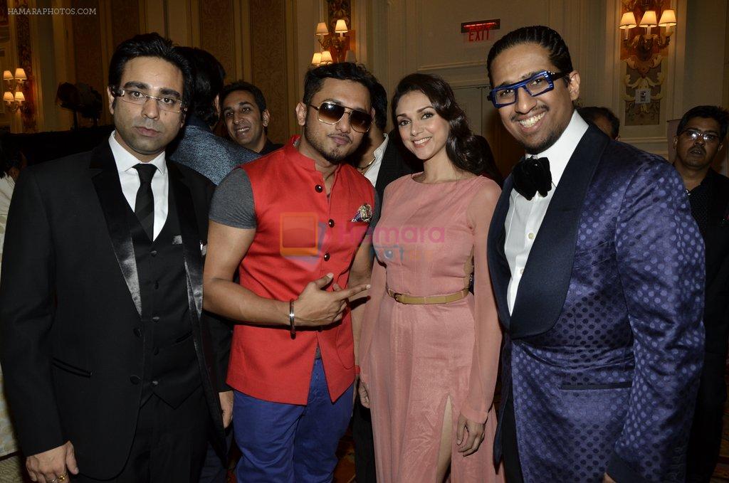Yo Yo Honey Singh, Aditi Rao Hydari at PowerBrands Glam 2013 in Mumbai on 26th June 2013