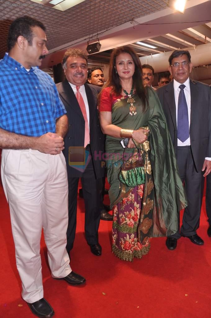 Poonam Dhillon at Dr Tiwari's wedding anniversary in Express Towers, Mumbai on 1st July 2013