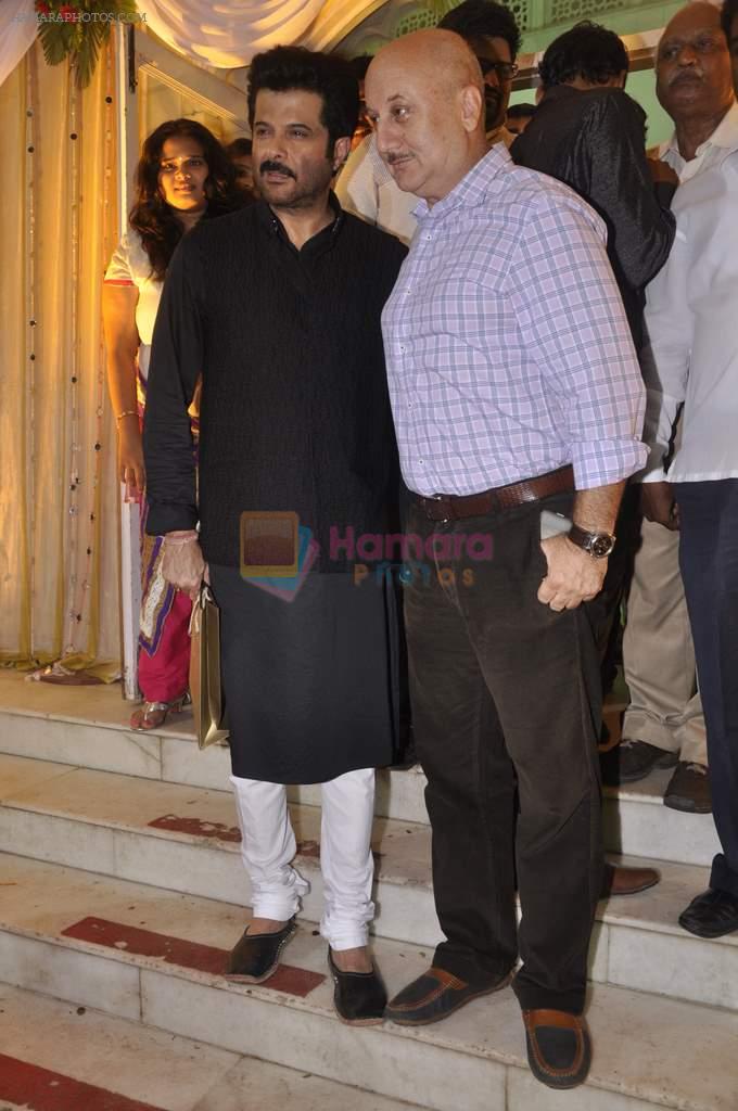Anil Kapoor, Anupam Kher at Ramesh Deo's 50th wedding anniversary in Isckon, Mumbai on 1st July 2013
