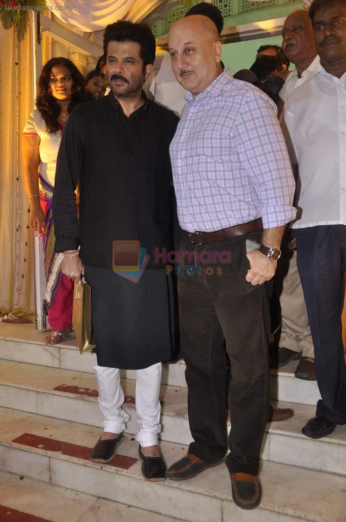 Anil Kapoor, Anupam Kher at Ramesh Deo's 50th wedding anniversary in Isckon, Mumbai on 1st July 2013