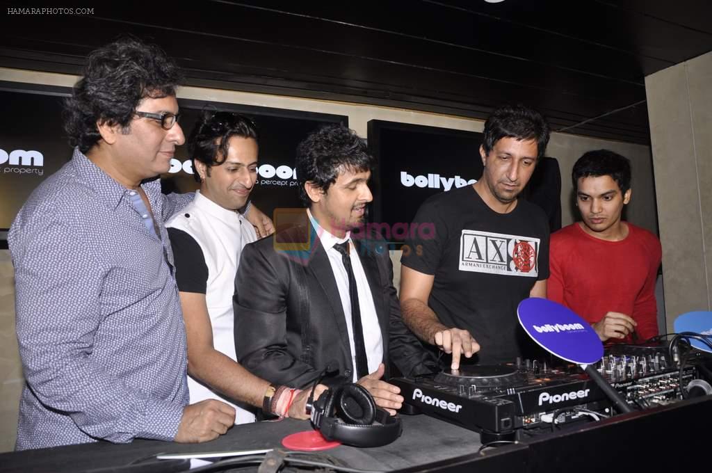 Sonu Nigam, Salim Merchant, Sulaiman Merchant, Talat Aziz at the launch of Bollyboom in Mumbai on 3rd July 2013